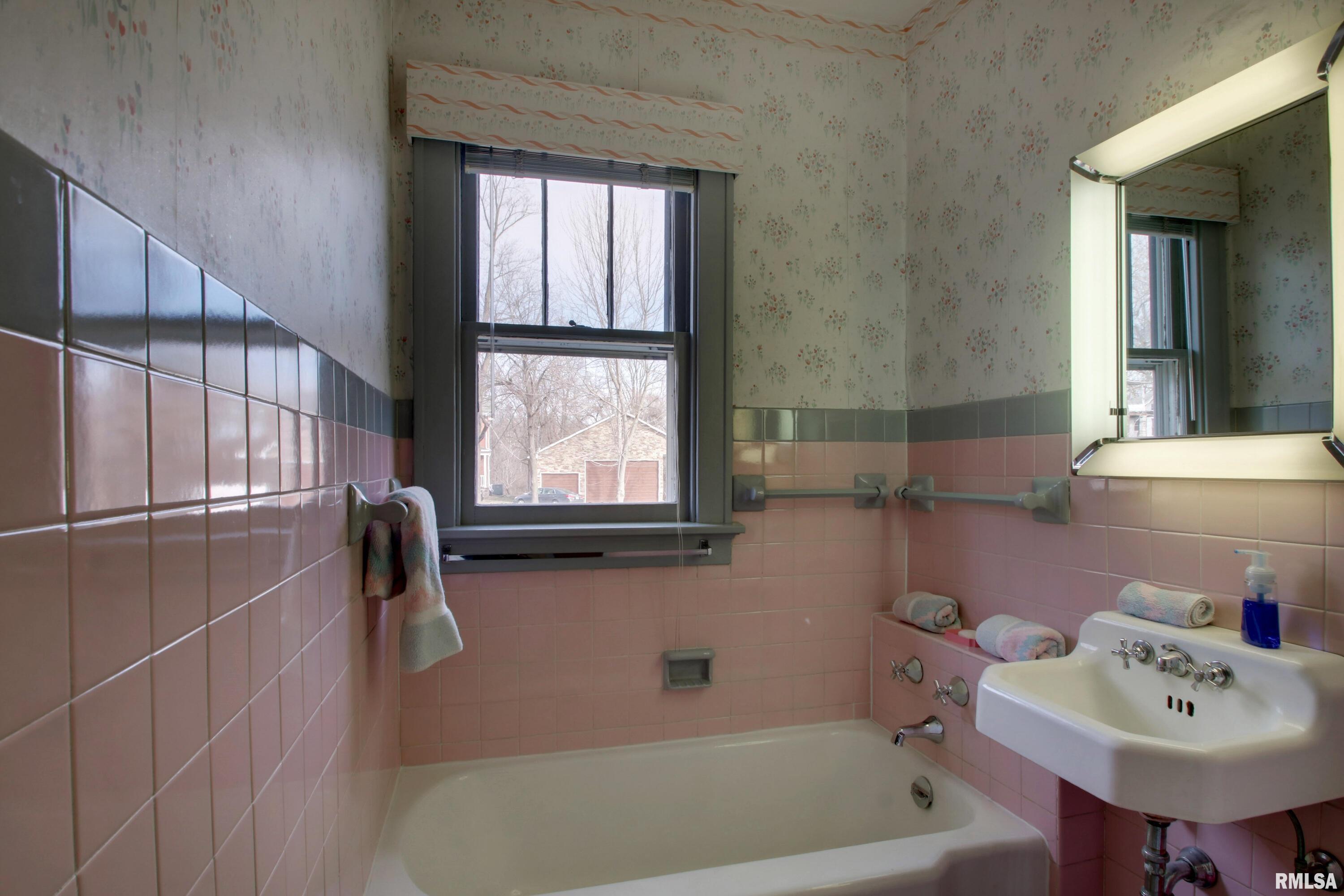 1525 North 7th Street Quincy, IL 62301 - Photo 13 of 23