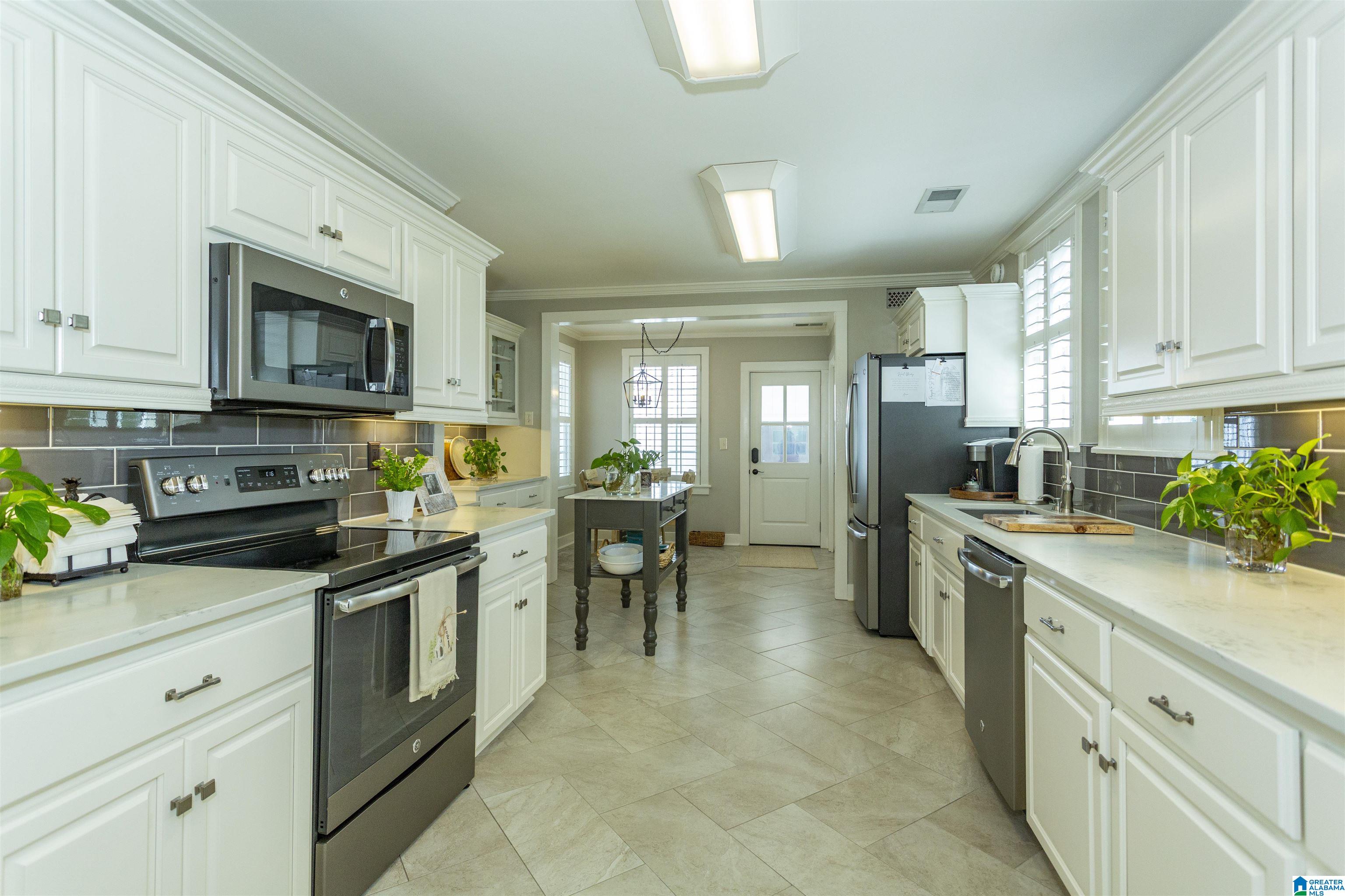 5449 Sutherland Road Mount Olive, AL 35117 - Photo 13 of 69