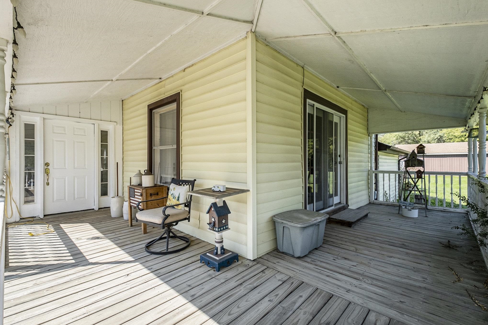 11815 Goodall Road Durand, MI 48429 - Photo 4 of 39