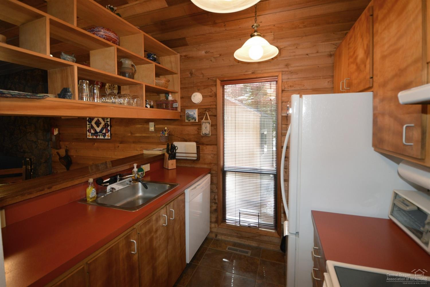 13530 Penstemon Black Butte Ranch, OR 97759 - Photo 9 of 23 Additional Photo