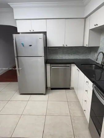 $3,150 | 3191 Day Avenue, Unit 1, Miami, FL 33133