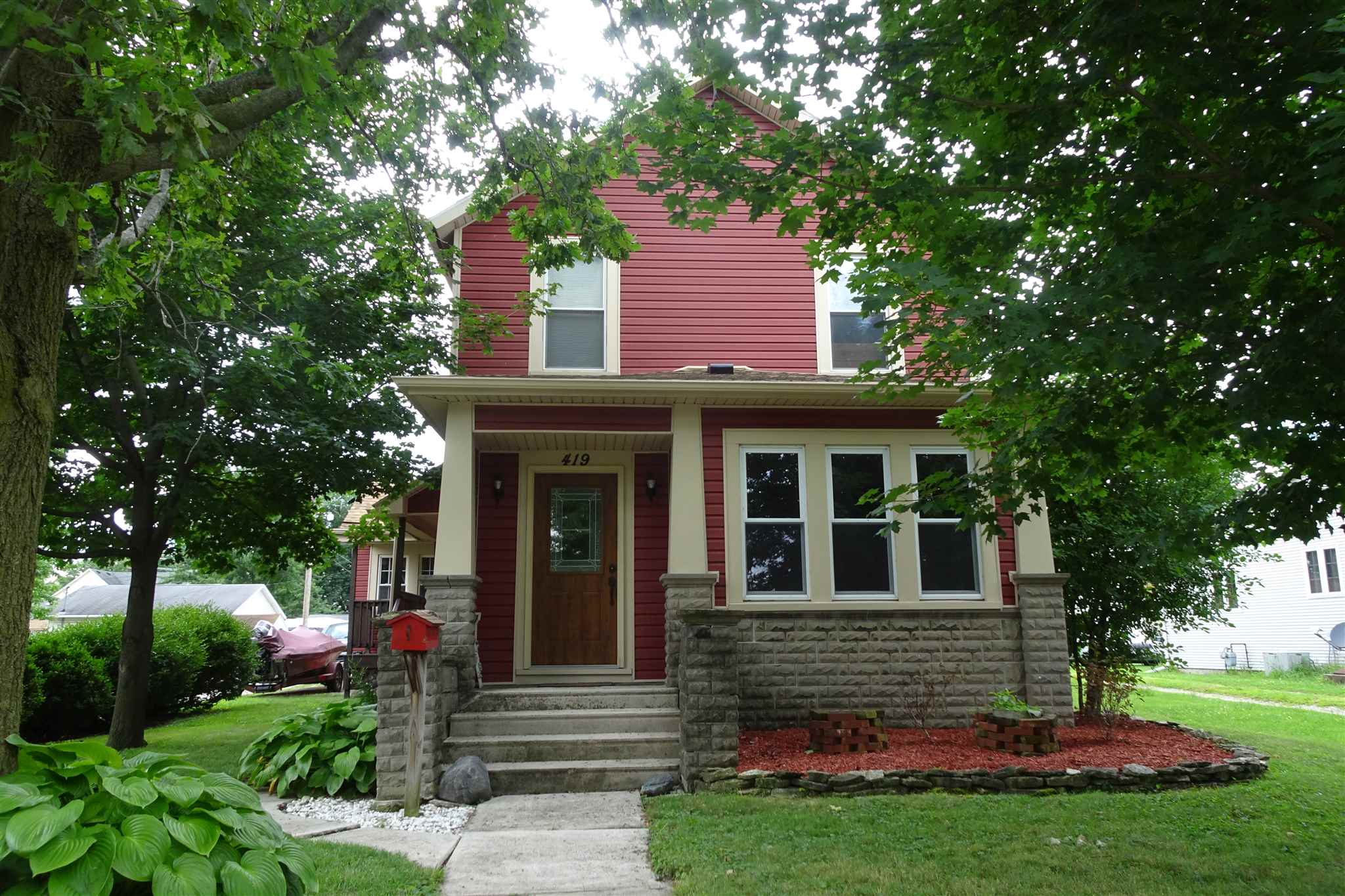 419 North 3rd Street Decatur, IN 46733 - Photo 2 of 36