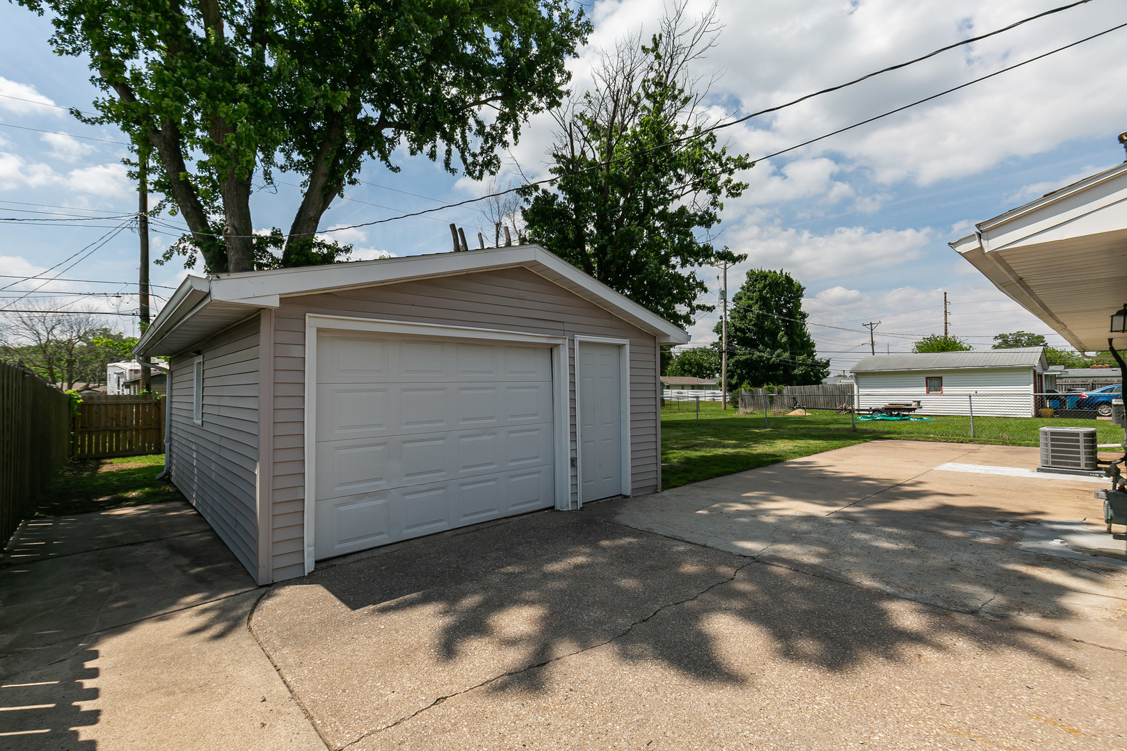2306 9th Street Silvis, IL 61282 - Photo 8 of 32 a view of backyard with green space