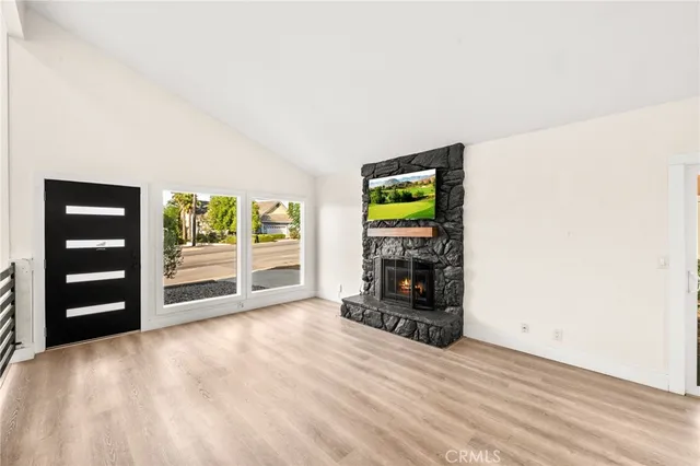 $675,000 | 22473 Canyon Lake Drive South, Canyon Lake, CA 92587