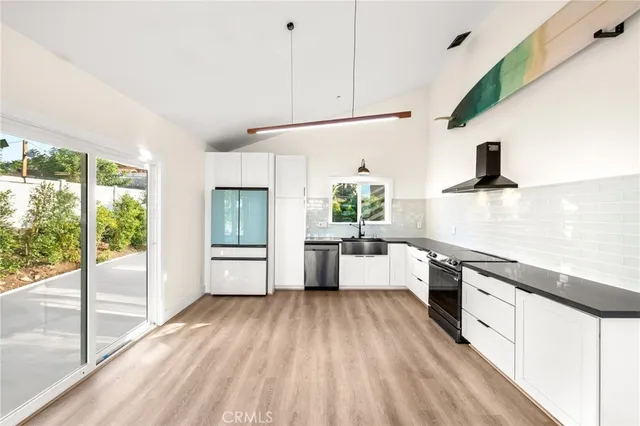 $675,000 | 22473 Canyon Lake Drive South, Canyon Lake, CA 92587