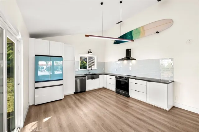 $675,000 | 22473 Canyon Lake Drive South, Canyon Lake, CA 92587