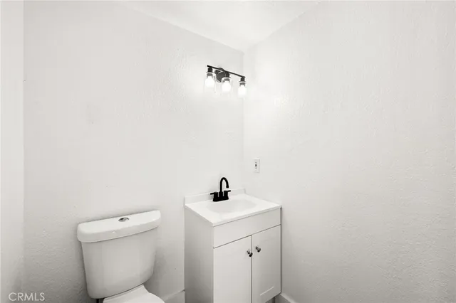 $675,000 | 22473 Canyon Lake Drive South, Canyon Lake, CA 92587