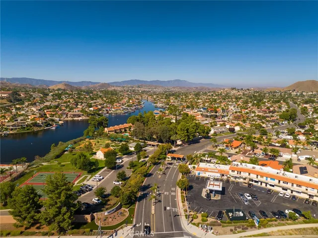 $675,000 | 22473 Canyon Lake Drive South, Canyon Lake, CA 92587