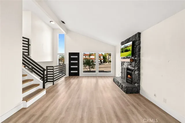 $675,000 | 22473 Canyon Lake Drive South, Canyon Lake, CA 92587