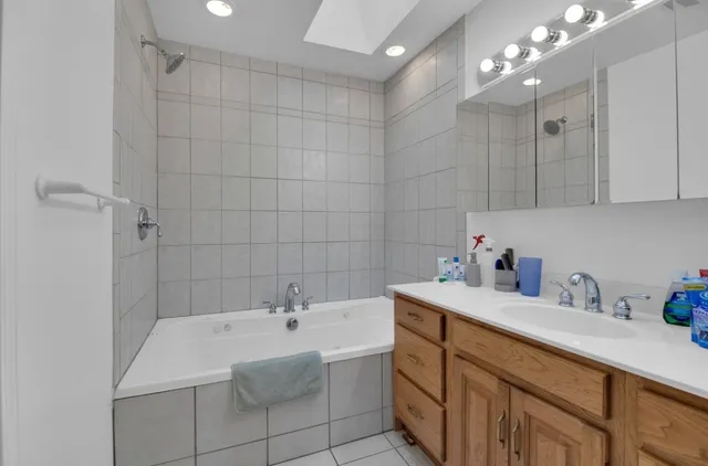 $2,250 | 112 Sequoyah Court Southwest, Poplar Grove, IL 61065