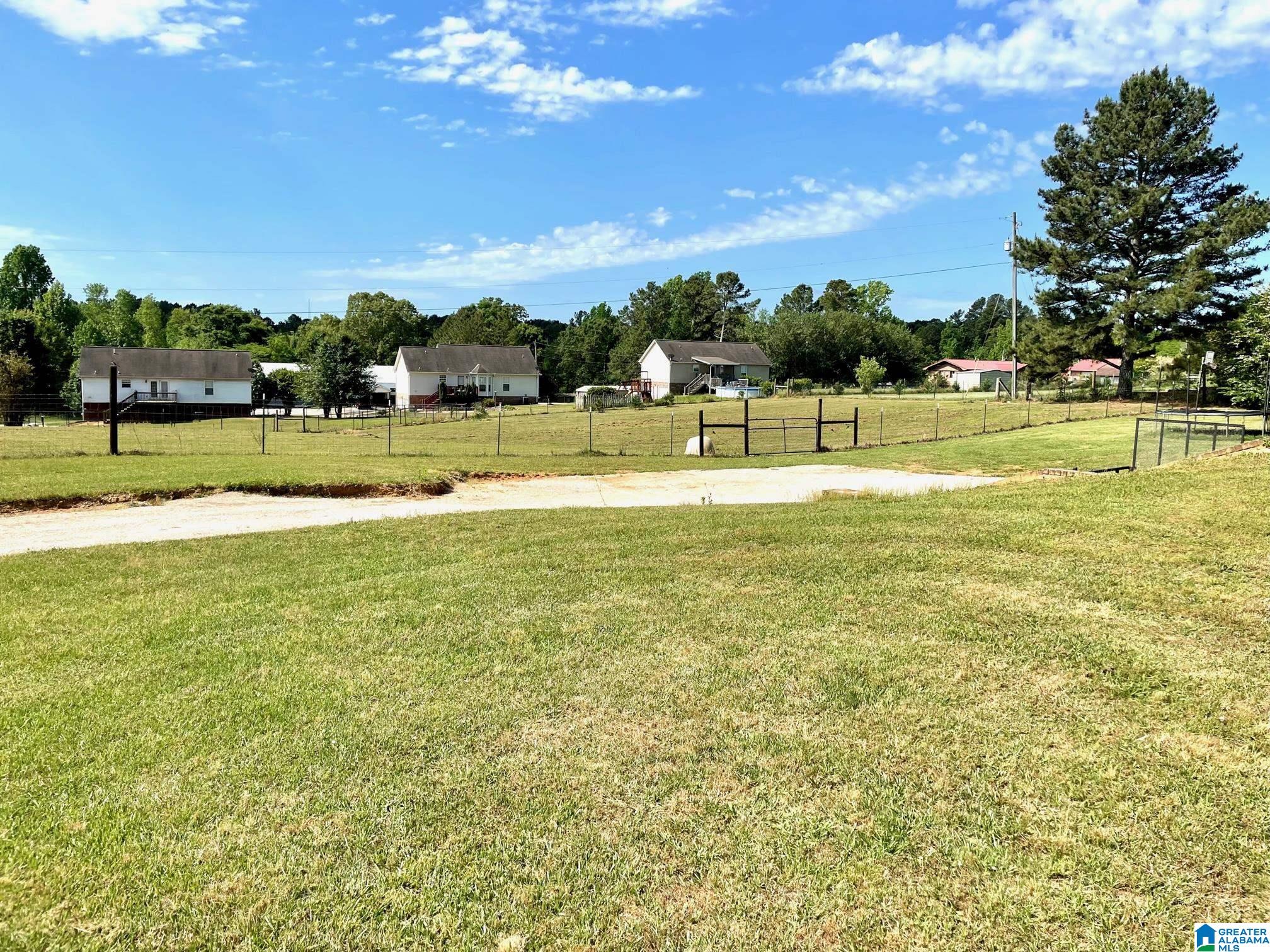 2437 Old Hayden Road Warrior, AL 35180 - Photo 21 of 24