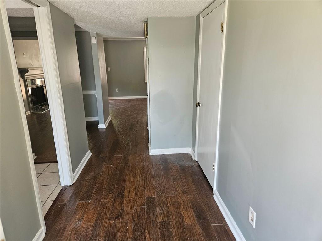 148 Glen Acres Court Decatur, GA 30035 - Photo 2 of 13