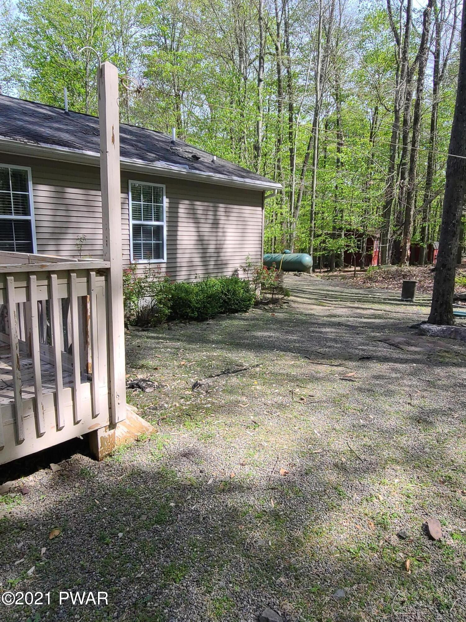 112 Lake View Road Greentown, PA 18426 - Photo 11 of 63