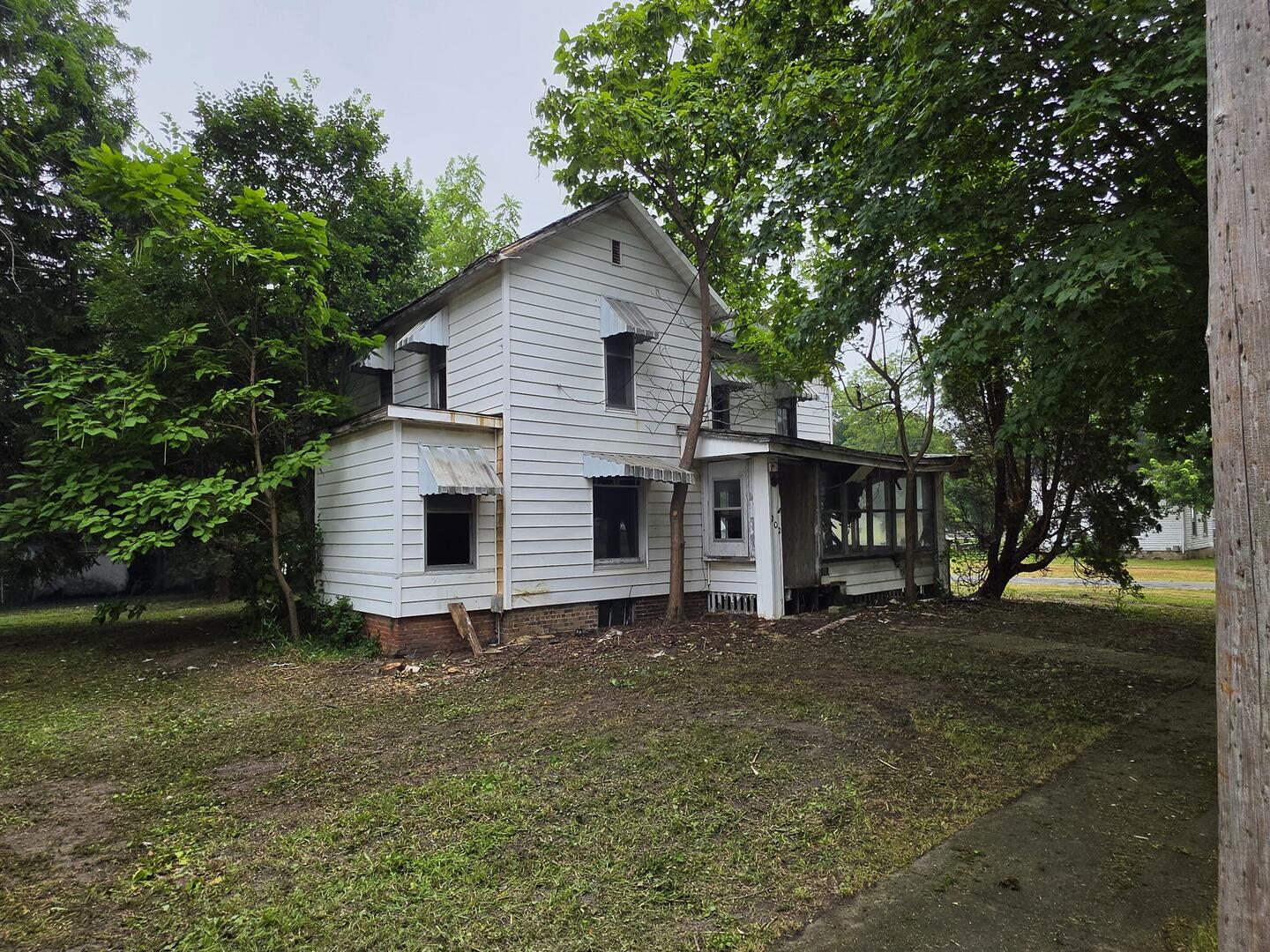 202 South 1st Street Chatsworth, IL 60921 - Photo 2 of 17 Gallery Image 2