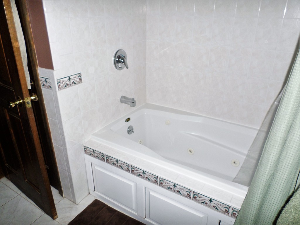 3 Hoover Road Norfolk, MA 02056 - Photo 18 of 30 Gallery Image 18