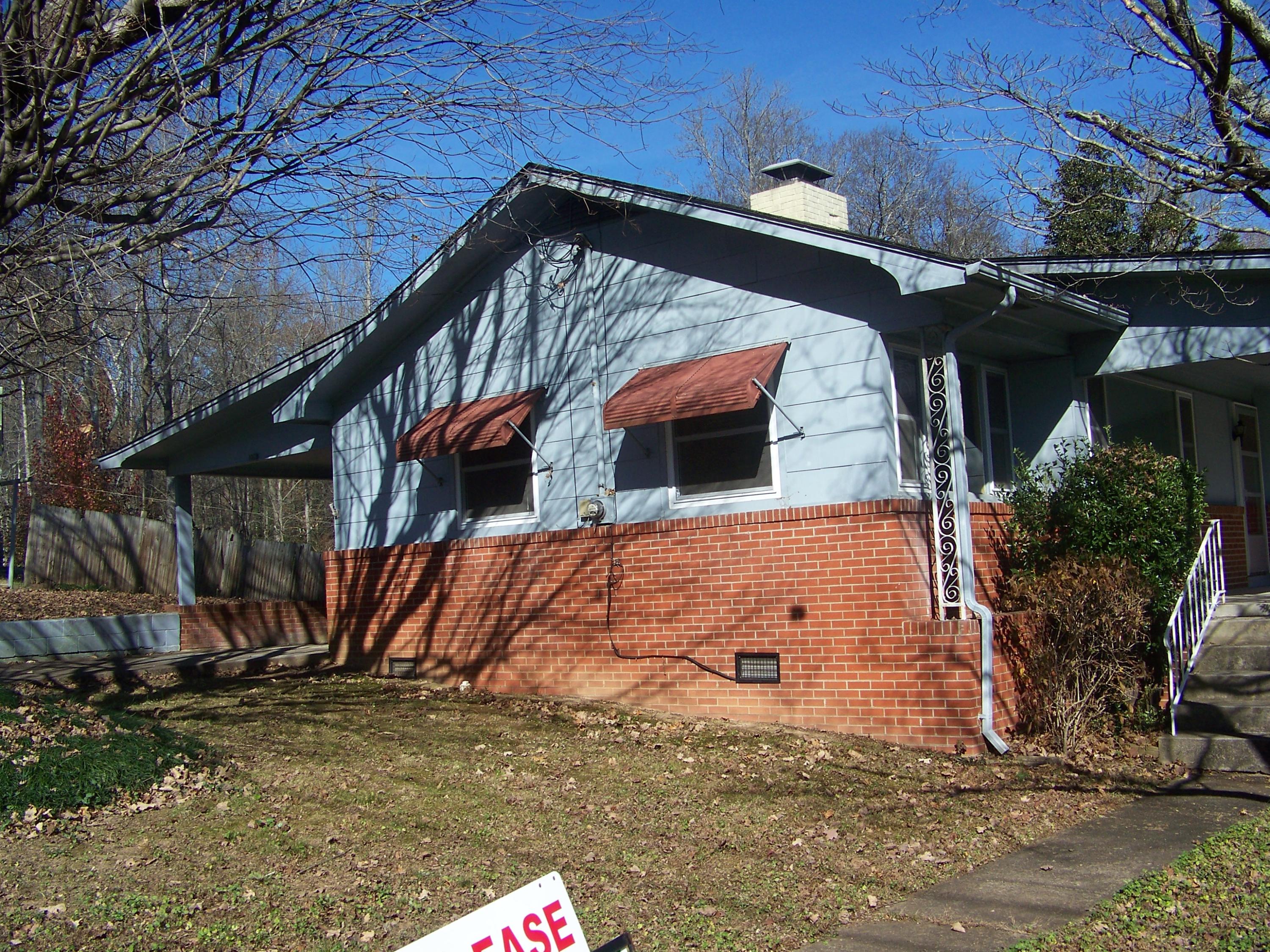 106 Tabor Road Oak Ridge, TN 37830 - Photo 3 of 17 319