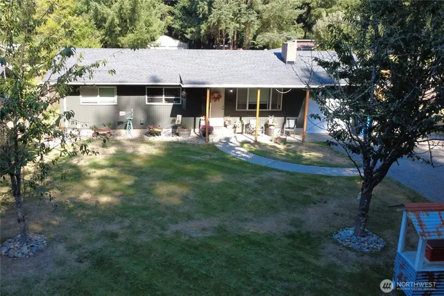 $400,000 | 132 Coyote Lane, Castle Rock, WA 98611