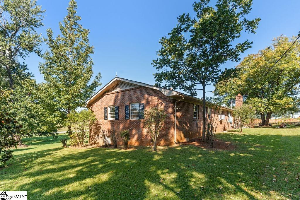 338 Battleground Road Cowpens, SC 29330 - Photo 15 of 36