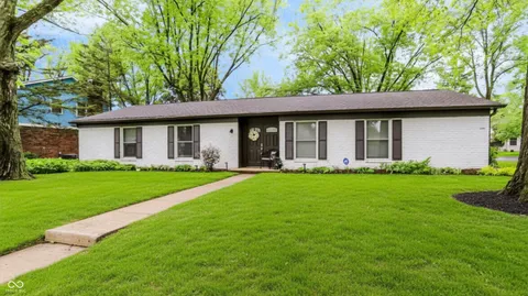 $498,000 | 512 Lexington Boulevard, Carmel, IN 46032