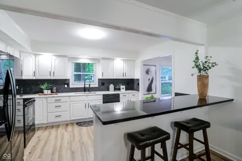 $498,000 | 512 Lexington Boulevard, Carmel, IN 46032