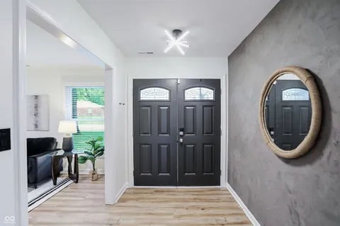 $498,000 | 512 Lexington Boulevard, Carmel, IN 46032