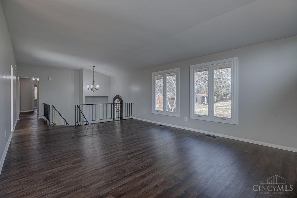7755 Fairfield Road Oxford, OH 45056 - Photo 4 of 62