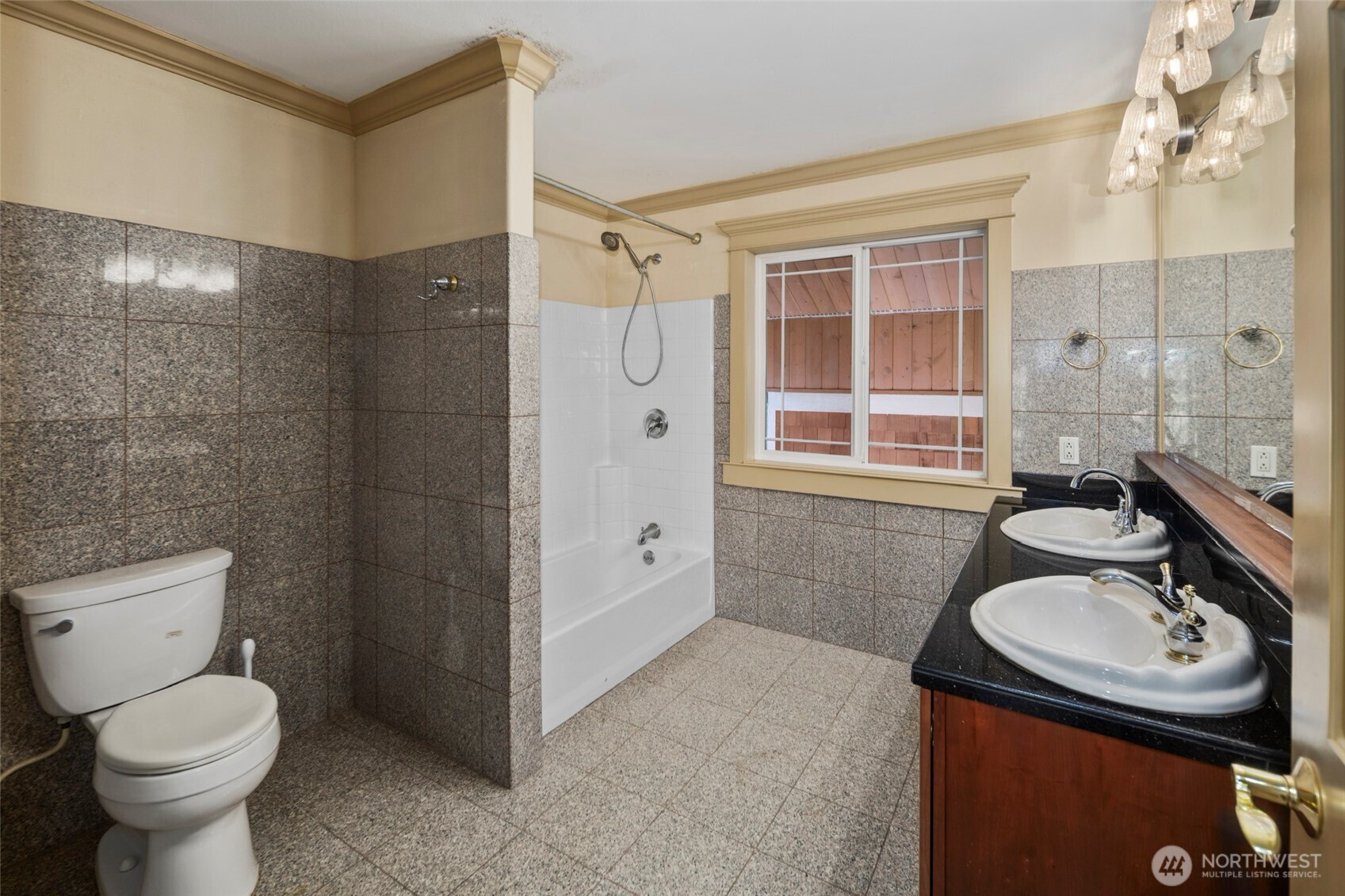 4131 153rd Avenue Southeast Bellevue, WA 98006 - Photo 22 of 38