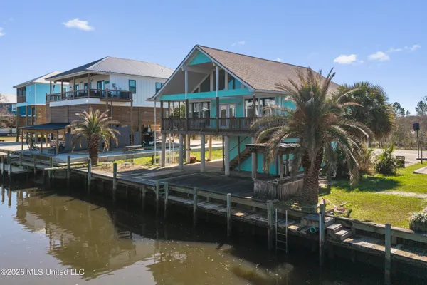 $469,900 | 11027 Bay Cove Drive, Bay St. Louis, MS 39520