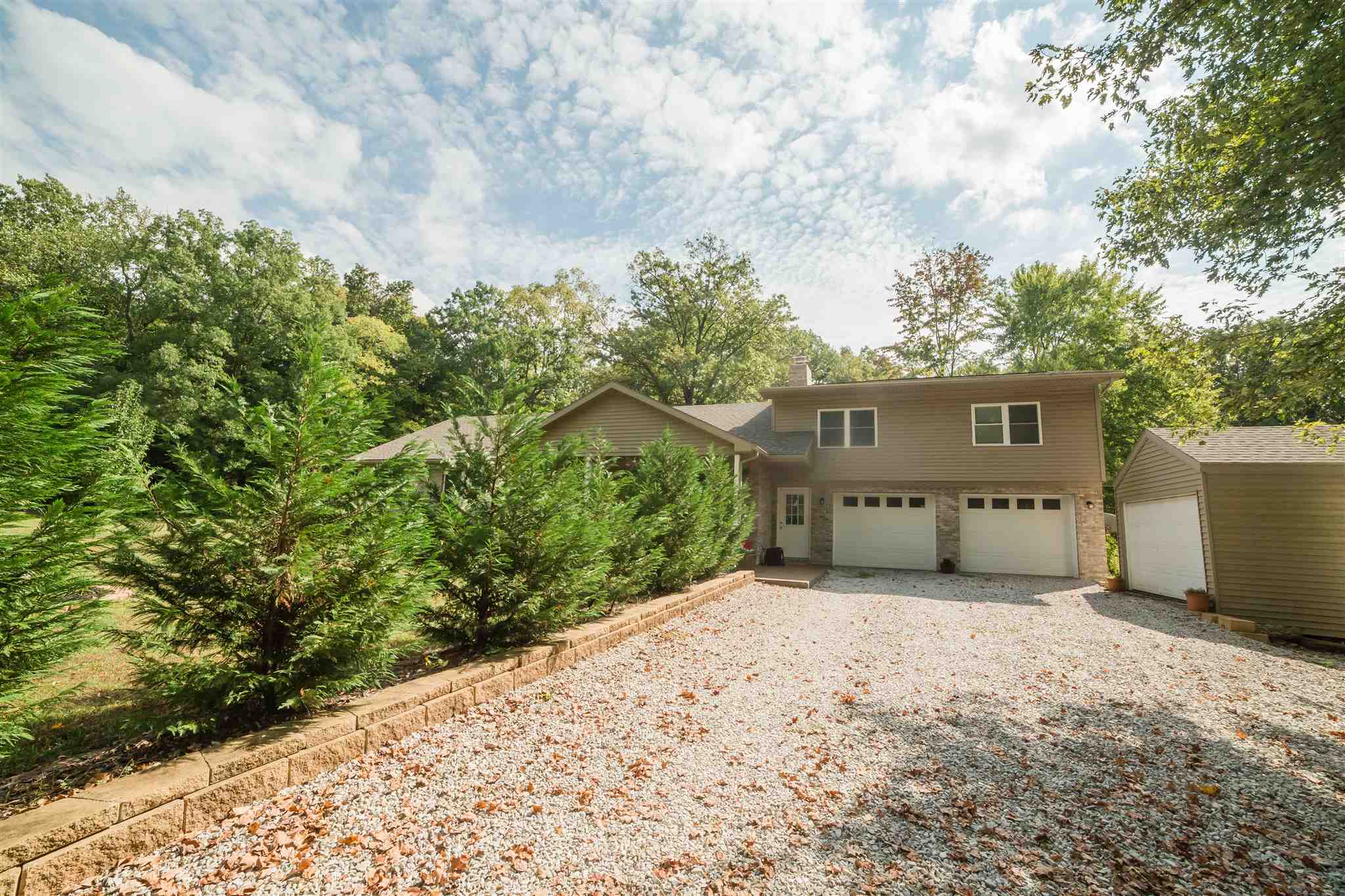 4344 Orchard Road Evansville, IN 47720 - Photo 3 of 28 Gallery Image 3