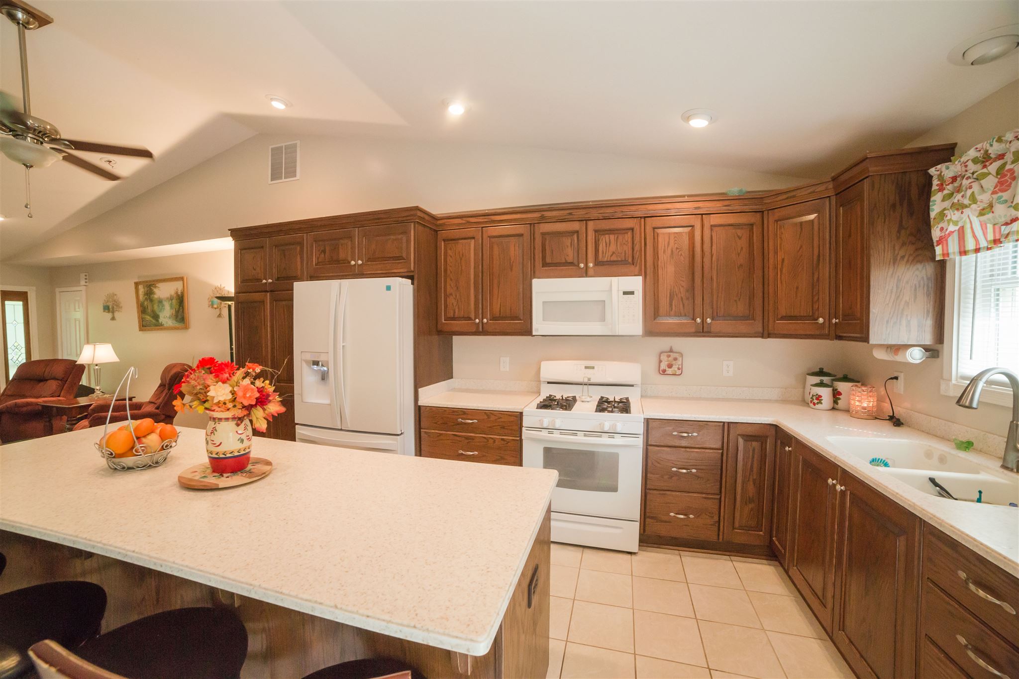 4344 Orchard Road Evansville, IN 47720 - Photo 8 of 28 Gallery Image 8