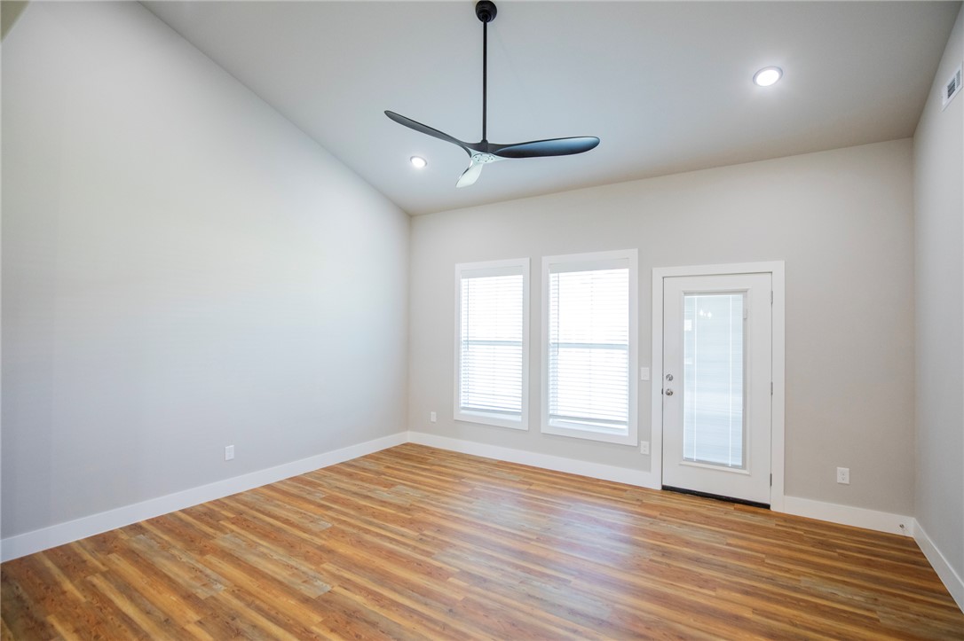 943 Seaborn Way Pea Ridge, AR 72751 - Photo 2 of 24 Gallery Image 2