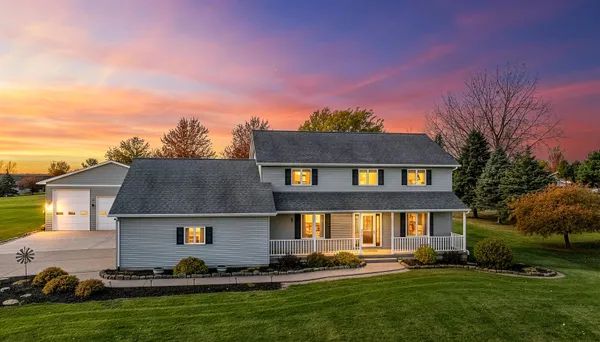 $489,000 | 3028 South Golf Road, Stockton, IL 61085