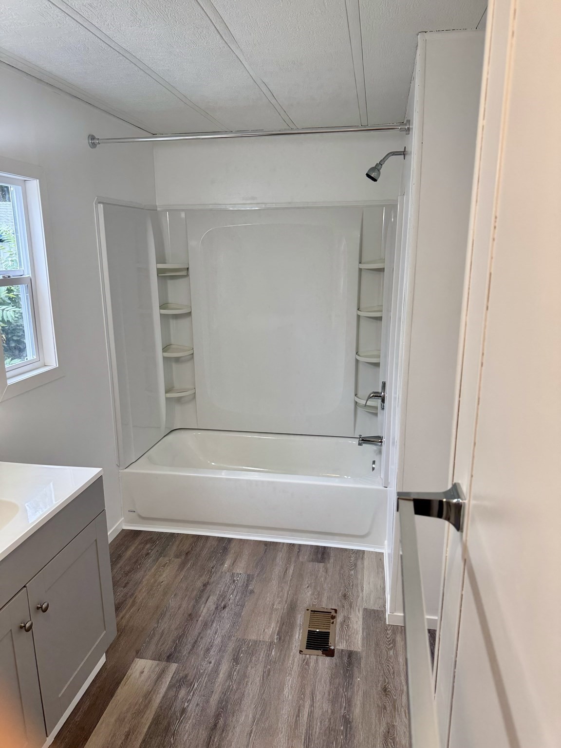 181 Boston Post Road East, Unit 50 Marlborough, MA 01752 - Photo 8 of 10 Gallery Image 8