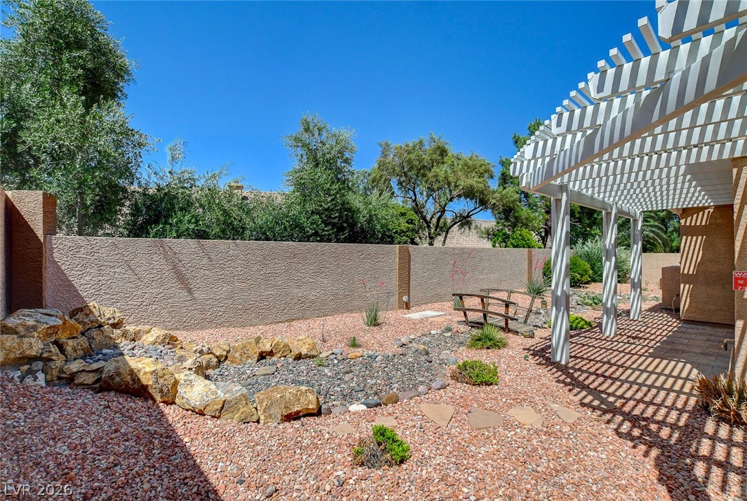 223 Chestnut Ridge Circle Henderson, NV 89012 - Photo 10 of 58