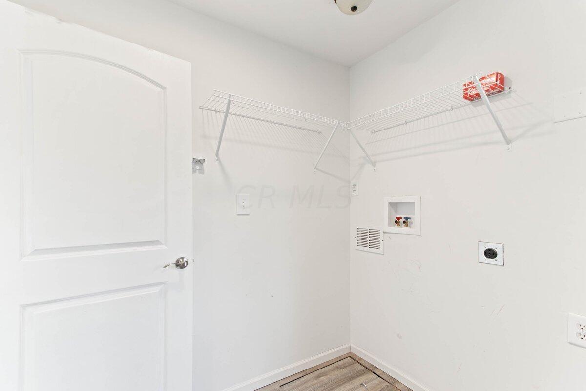 1850 Demorest Road Columbus, OH 43228 - Photo 19 of 25 Laundry Area