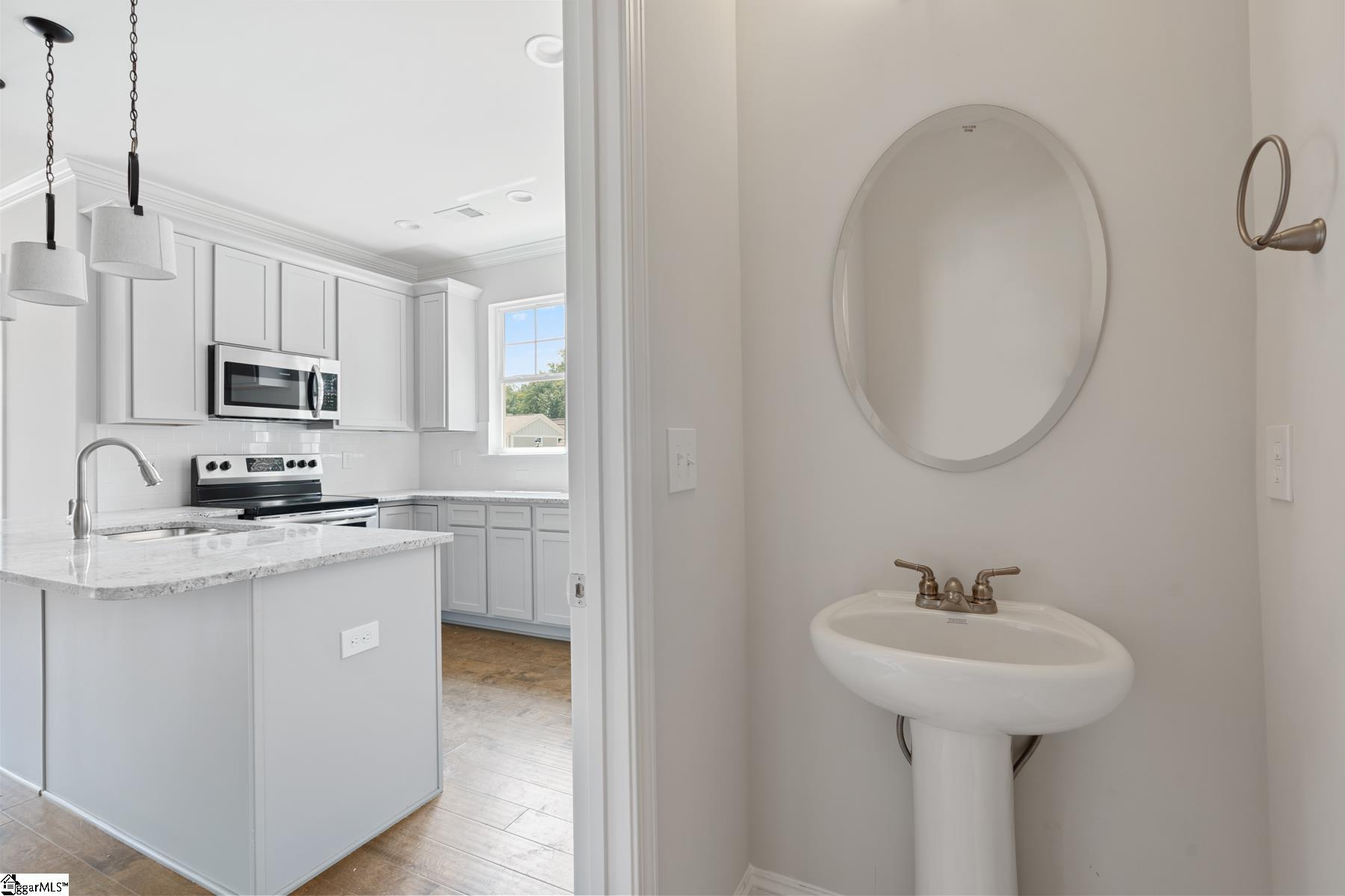 542 Twin Lake Road Greenville, SC 29609 - Photo 15 of 21 Gallery Image 15