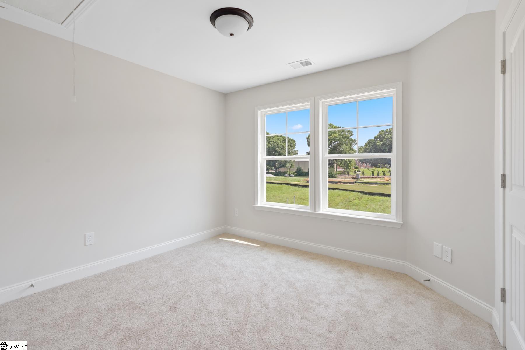 542 Twin Lake Road Greenville, SC 29609 - Photo 19 of 21 Gallery Image 19