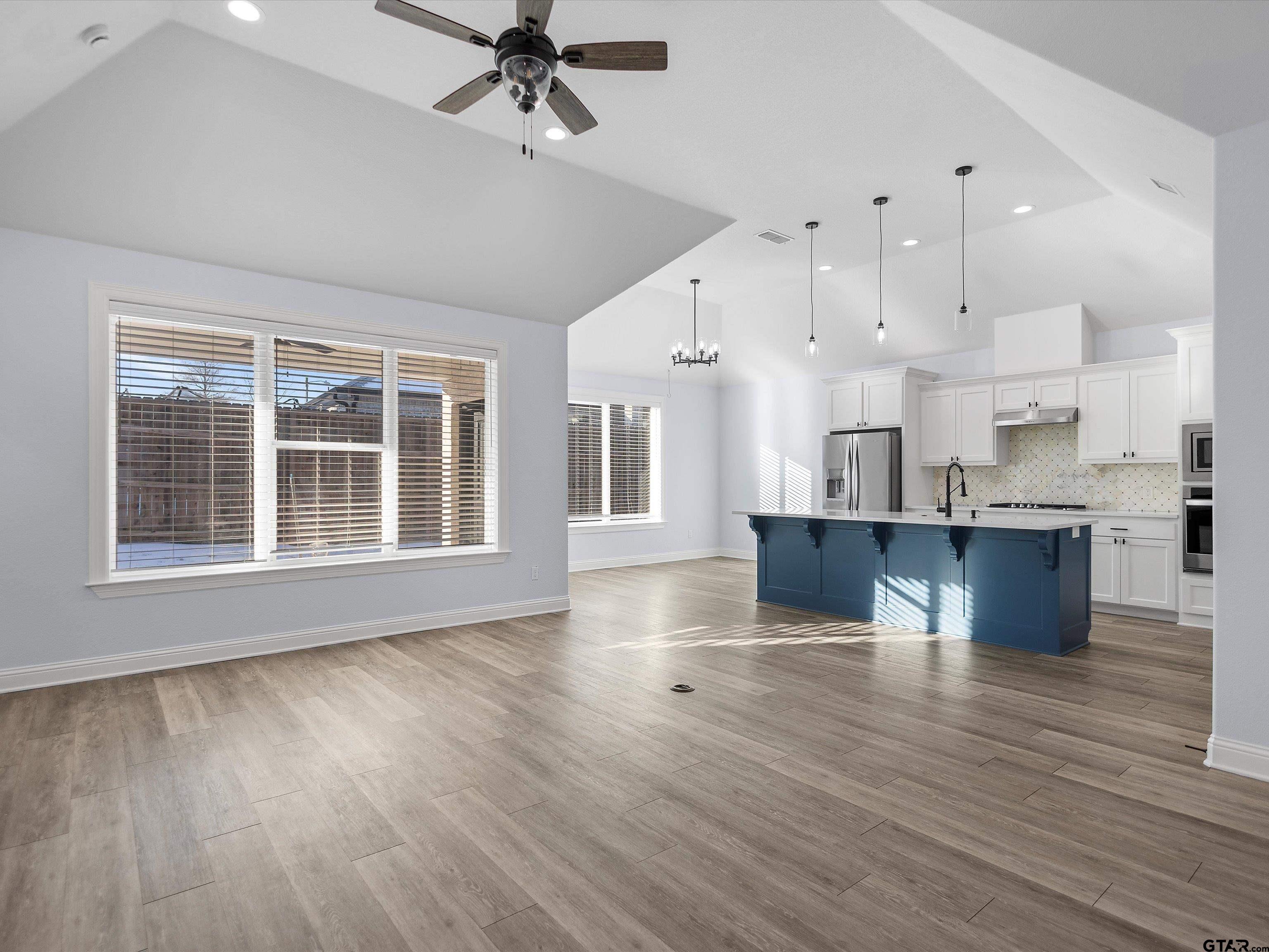 1006 Windy Ridge Drive Longview, TX 75605 - Photo 15 of 37