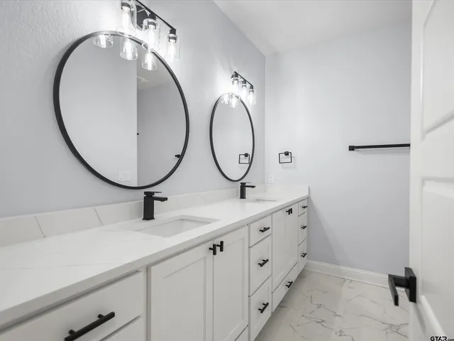 $449,900 | 1006 Windy Ridge Drive, Longview, TX 75605