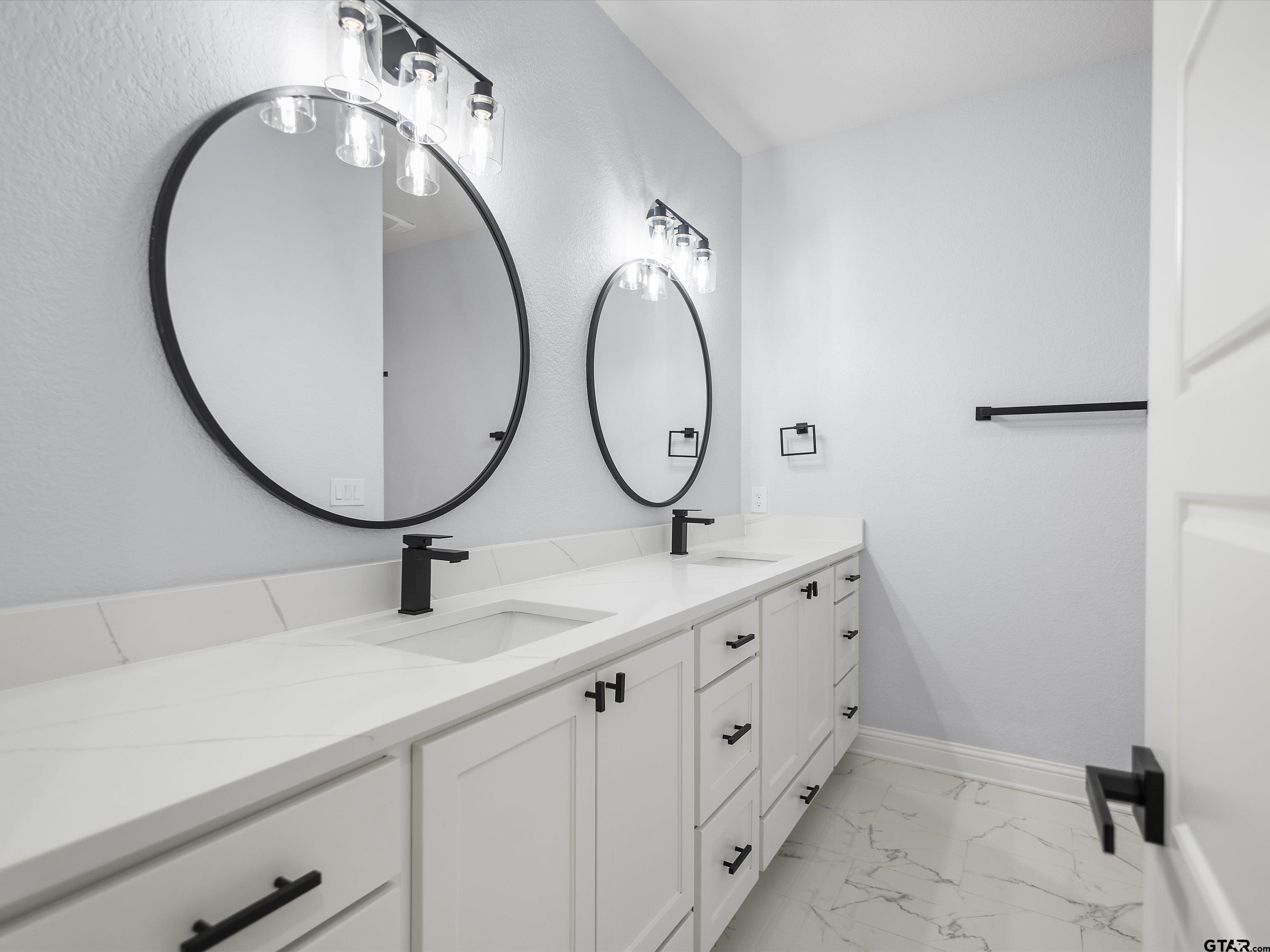 1006 Windy Ridge Drive Longview, TX 75605 - Photo 28 of 37