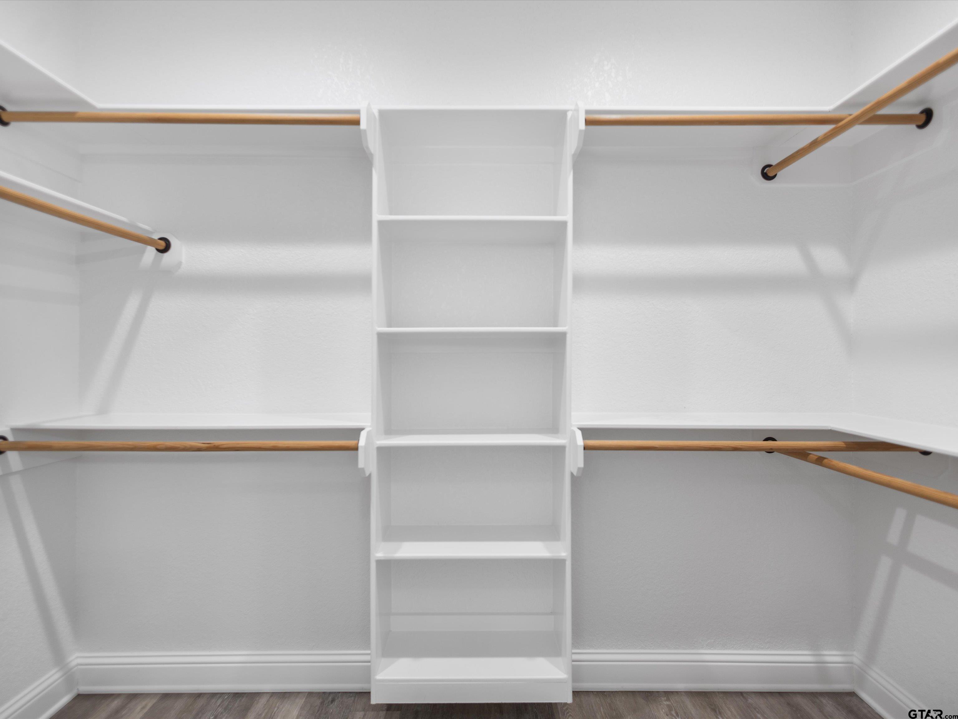 1006 Windy Ridge Drive Longview, TX 75605 - Photo 8 of 37