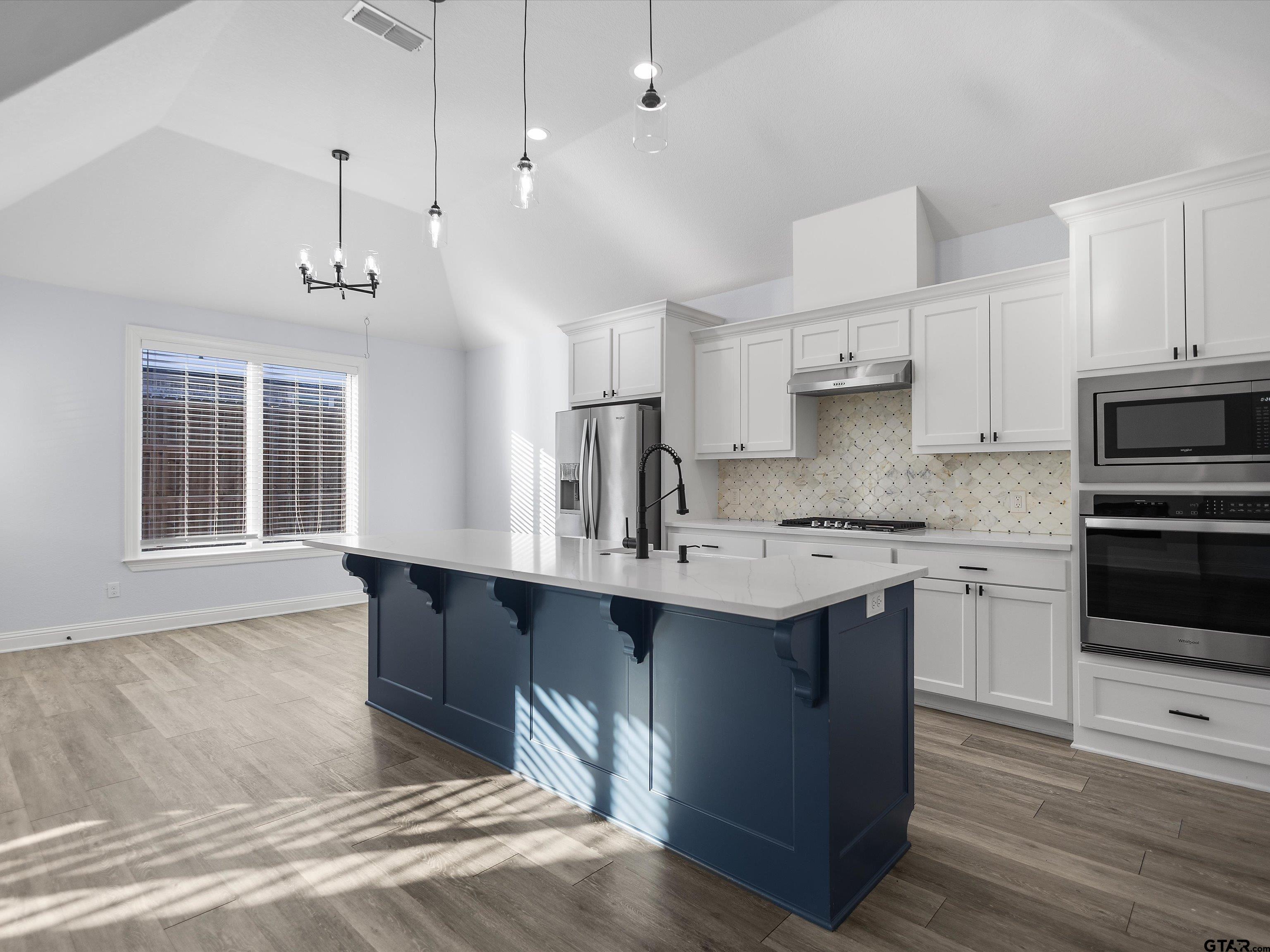 1006 Windy Ridge Drive Longview, TX 75605 - Photo 10 of 37