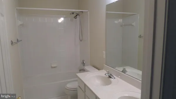 $4,300 | 20329 River Bank Street, Sterling, VA 20165