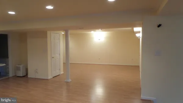 $4,300 | 20329 River Bank Street, Sterling, VA 20165