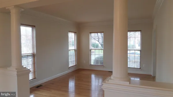 $4,300 | 20329 River Bank Street, Sterling, VA 20165