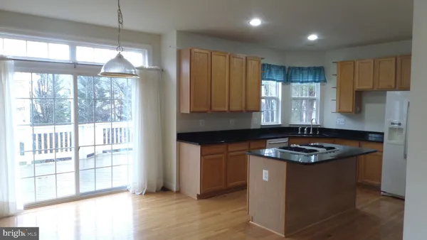 $4,300 | 20329 River Bank Street, Sterling, VA 20165