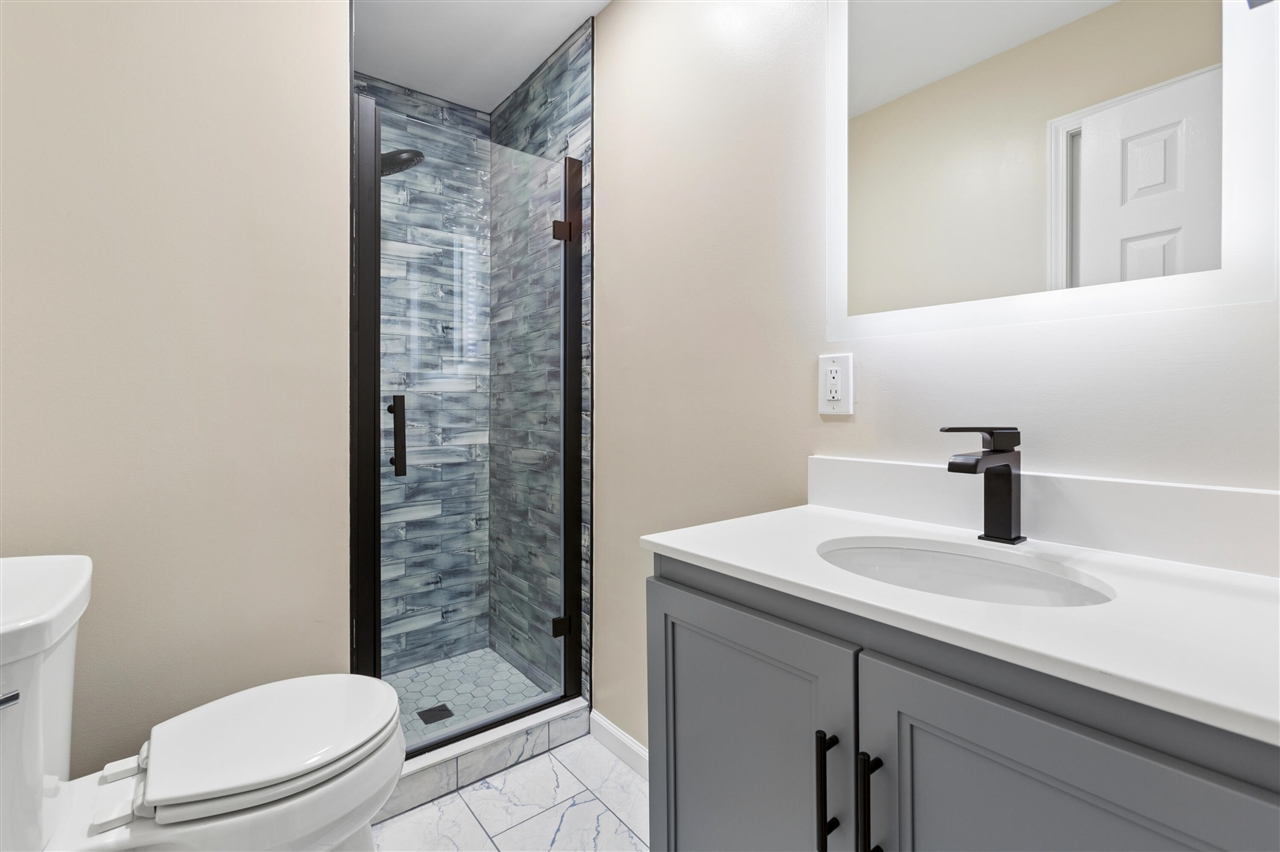 2329 South Pointe Way St. Joseph, MI 49085 - Photo 17 of 29