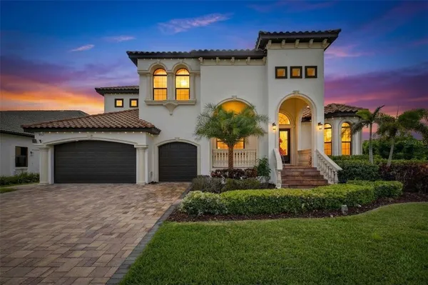 $1,590,000 | 912 Symphony Beach Lane, Apollo Beach, FL 33572
