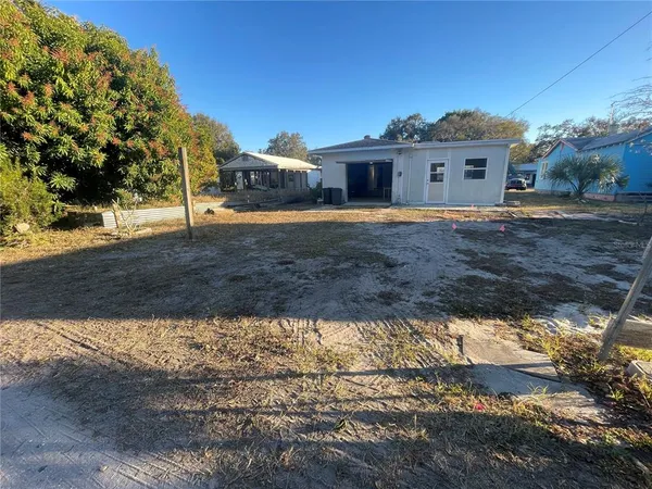 $2,300 | 5617 20th Avenue South, Gulfport, FL 33707