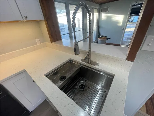 $2,100 | 5617 20th Avenue South, Gulfport, FL 33707